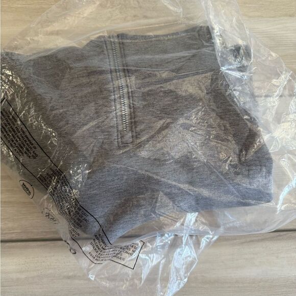 SPANX AirEssentials Half Zip Grey XL NWT IN PACKAGE - Picture 8 of 8